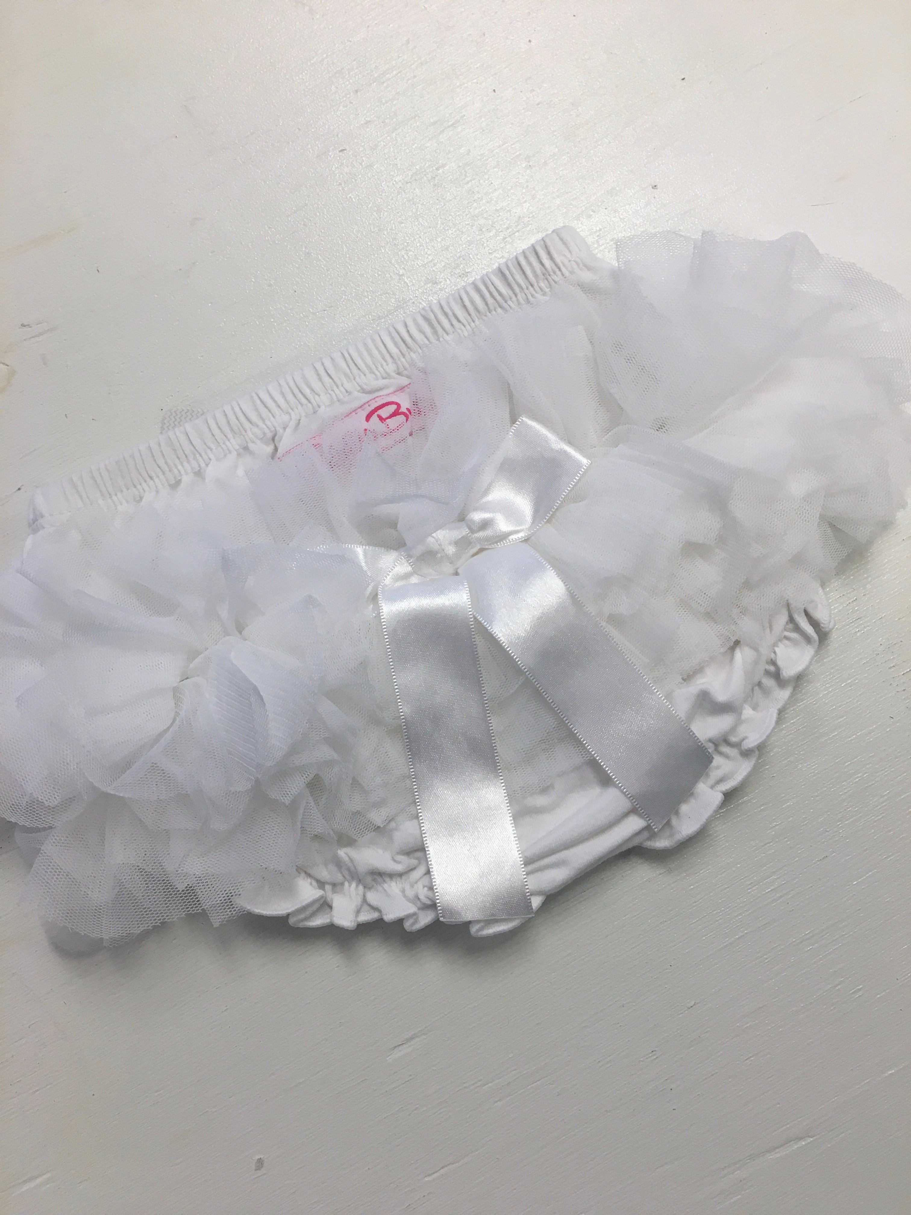 Baby Girls White Diamante Bow Frilly Lace Knickers Pants